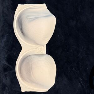 Cacique Cream Bra Balconette style